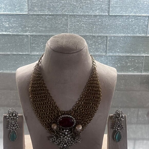 Antique Gold Kundan & Polki Mesh Necklace Set with Ruby and Pearl - Picture 12 of 16